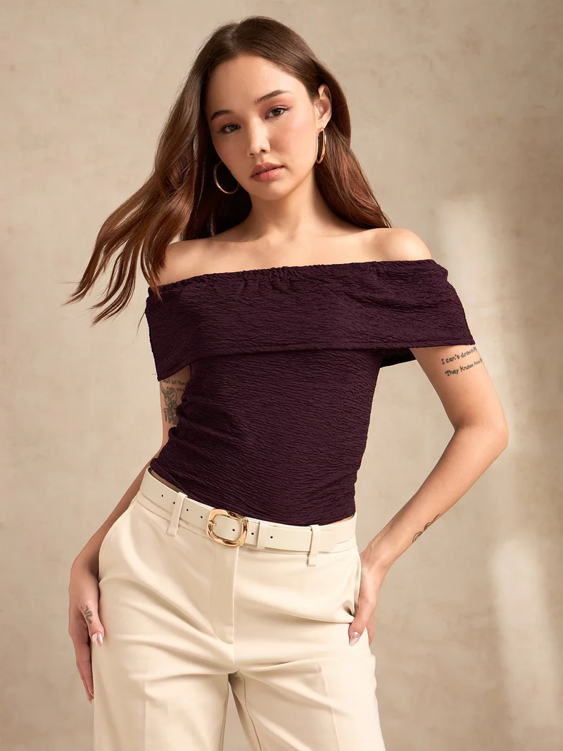 OUTZIDR Wine Textured Off-Shoulder Rop